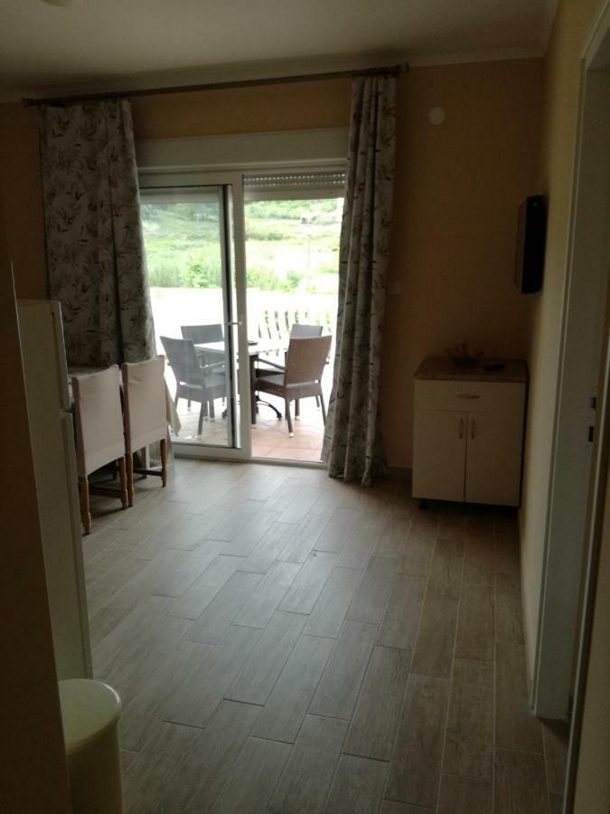 Feel Good Apartment Mundanije 外观 照片